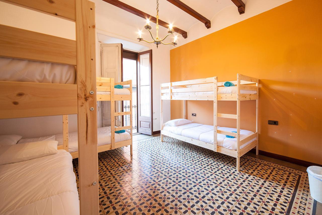 Bed and Breakfast Bed In Жерона Екстер'єр фото