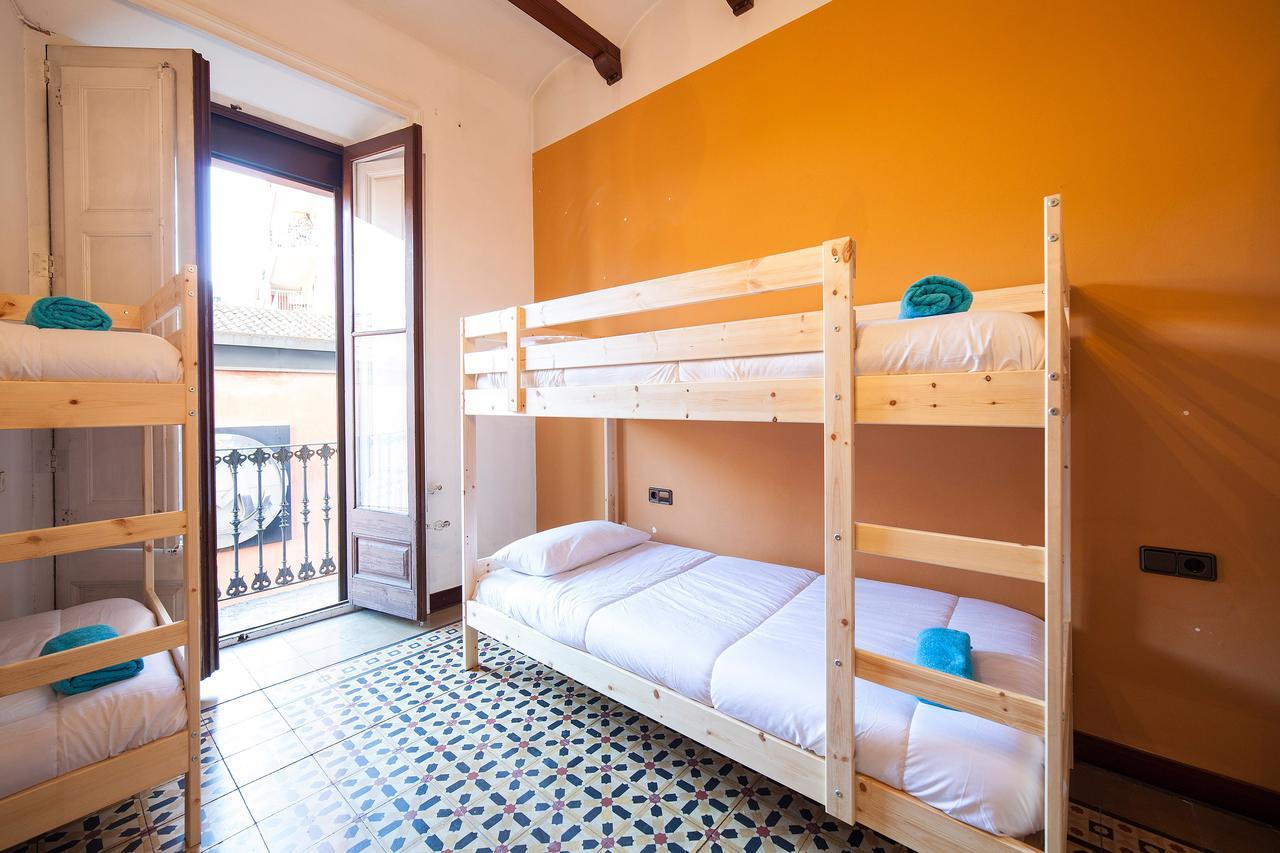 Bed and Breakfast Bed In Жерона Екстер'єр фото